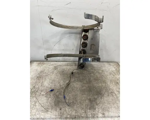 FREIGHTLINER FLD120 Air Cleaner