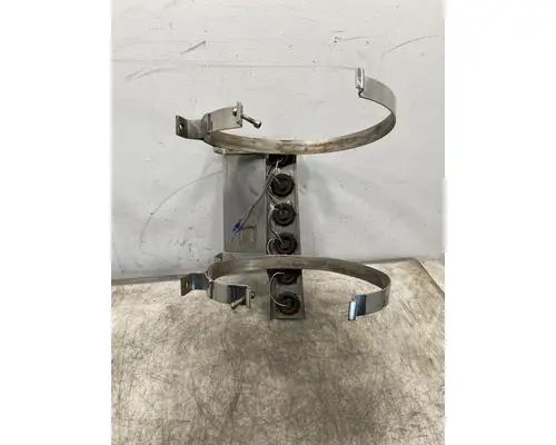 FREIGHTLINER FLD120 Air Cleaner