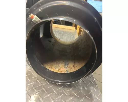 FREIGHTLINER FLD120 Air Cleaner