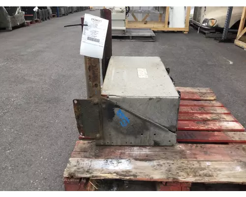 FREIGHTLINER FLD120 BATTERY BOX