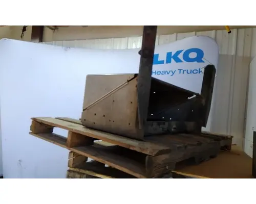 FREIGHTLINER FLD120 BATTERY BOX