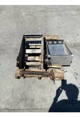 FREIGHTLINER FLD120 Battery Box