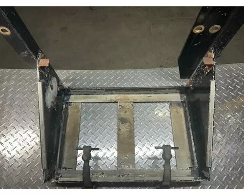 FREIGHTLINER FLD120 Battery Box