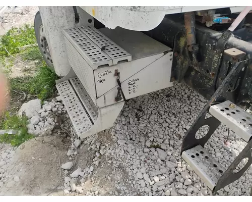 FREIGHTLINER FLD120 Battery Box
