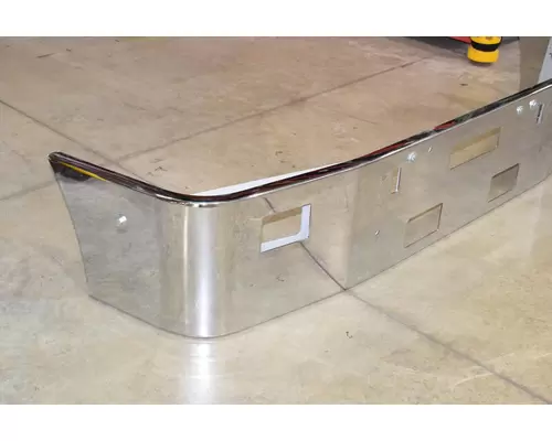 FREIGHTLINER FLD120 Bumper Assembly, Front
