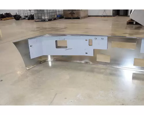 FREIGHTLINER FLD120 Bumper Assembly, Front