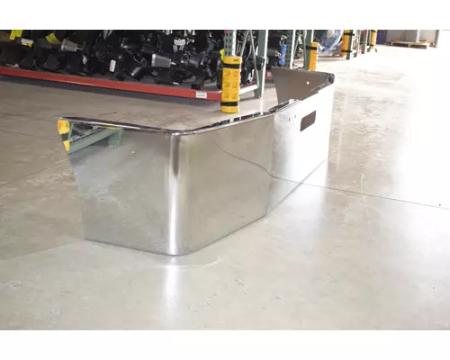 FREIGHTLINER FLD120 Bumper Assembly, Front