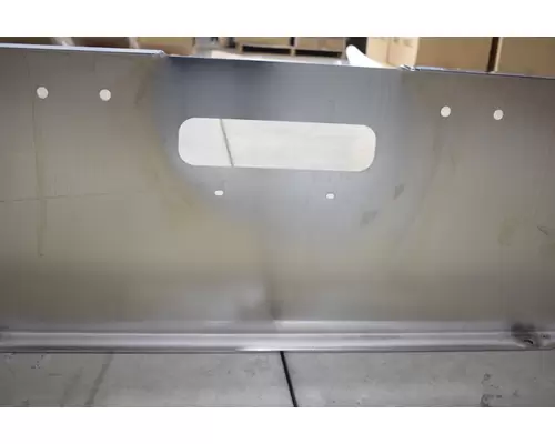 FREIGHTLINER FLD120 Bumper Assembly, Front