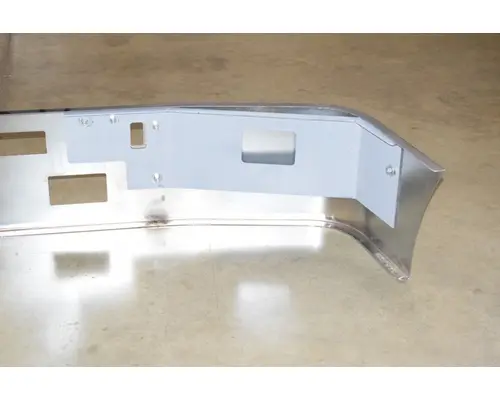 FREIGHTLINER FLD120 Bumper Assembly, Front