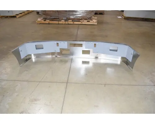 FREIGHTLINER FLD120 Bumper Assembly, Front