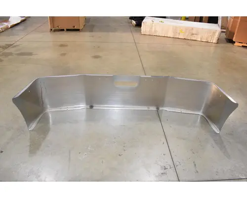 FREIGHTLINER FLD120 Bumper Assembly, Front