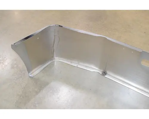 FREIGHTLINER FLD120 Bumper Assembly, Front