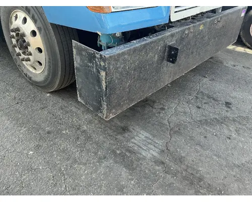 FREIGHTLINER FLD120 Bumper Assembly, Front