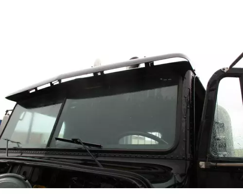 FREIGHTLINER FLD120 CAB CLIP