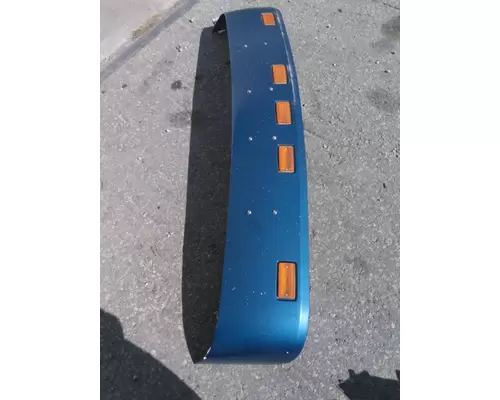 FREIGHTLINER FLD120 CAB CLIP