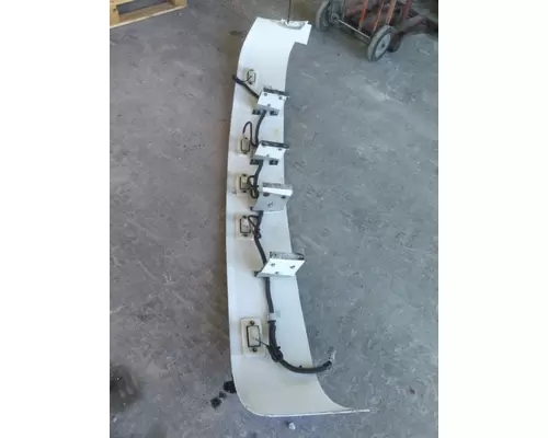 FREIGHTLINER FLD120 CAB CLIP