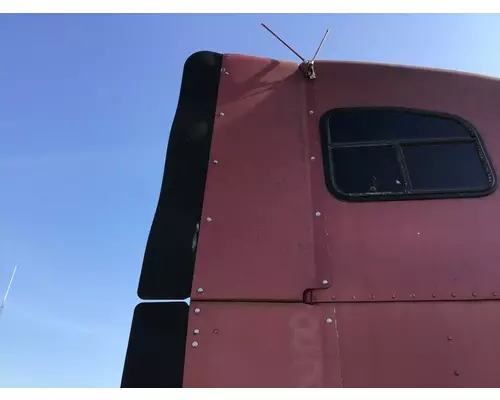 FREIGHTLINER FLD120 CAB EXTENSION