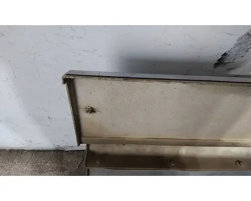 FREIGHTLINER FLD120 CAB SKIRTSIDE FAIRING