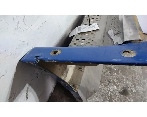 FREIGHTLINER FLD120 CAB SKIRTSIDE FAIRING