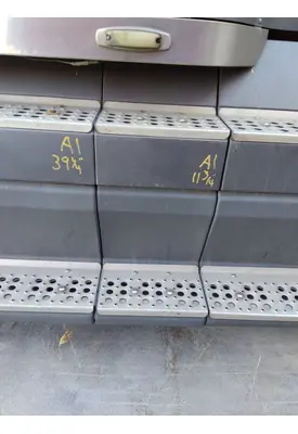 FREIGHTLINER FLD120 CAB SKIRT/SIDE FAIRING