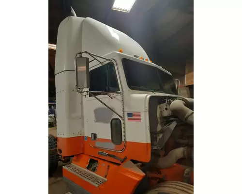 FREIGHTLINER FLD120 CAB