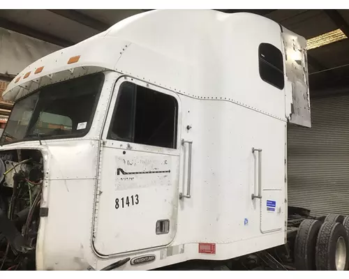 FREIGHTLINER FLD120 CAB