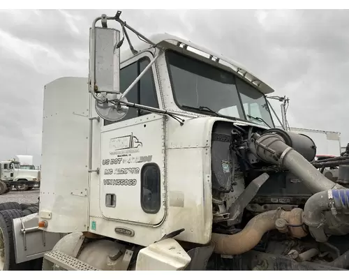 FREIGHTLINER FLD120 Cab Assembly