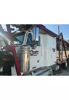 FREIGHTLINER FLD120 Cab Assembly