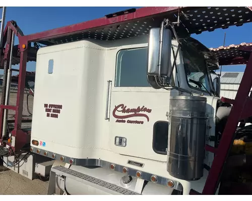 FREIGHTLINER FLD120 Cab Assembly