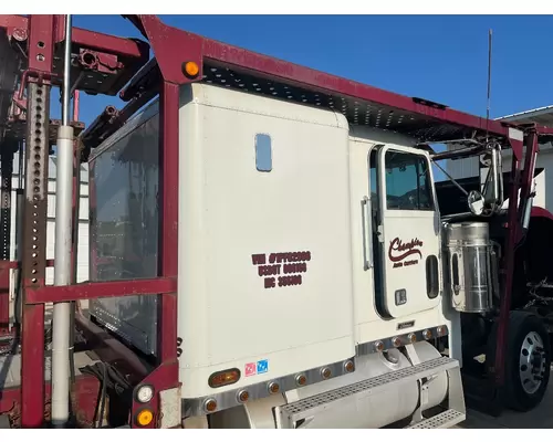 FREIGHTLINER FLD120 Cab Assembly
