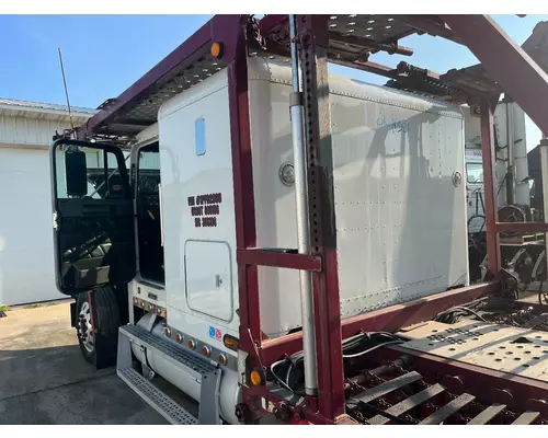FREIGHTLINER FLD120 Cab Assembly