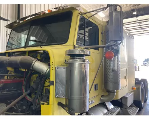 FREIGHTLINER FLD120 Cab Assembly