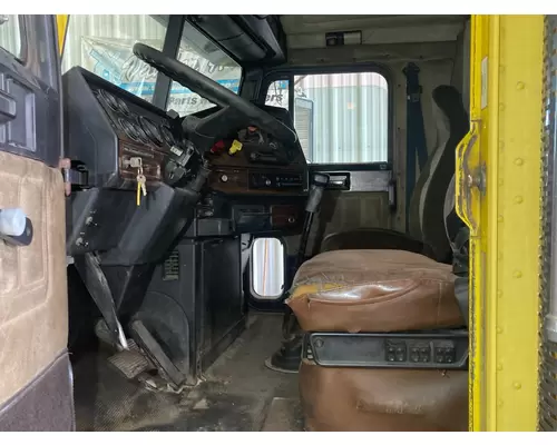 FREIGHTLINER FLD120 Cab Assembly