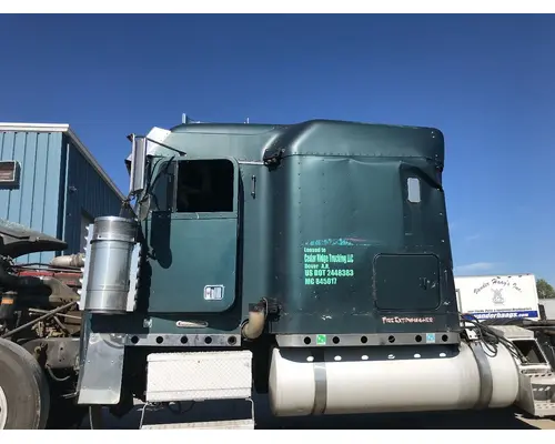 FREIGHTLINER FLD120 Cab Assembly