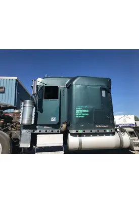 FREIGHTLINER FLD120 Cab Assembly