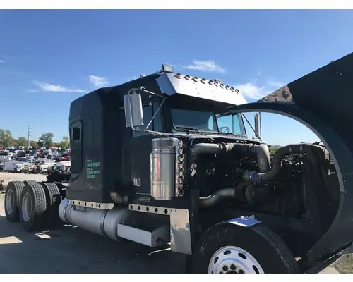 FREIGHTLINER FLD120 Cab Assembly