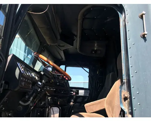 FREIGHTLINER FLD120 Cab Assembly