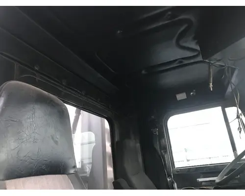 FREIGHTLINER FLD120 Cab Assembly