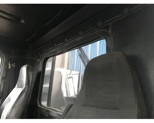 FREIGHTLINER FLD120 Cab Assembly