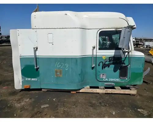 FREIGHTLINER FLD120 Cab Assembly