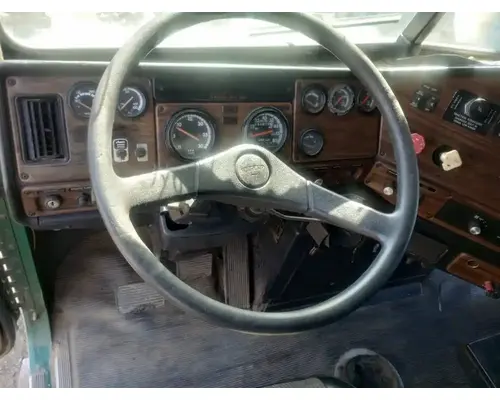 FREIGHTLINER FLD120 Cab Assembly