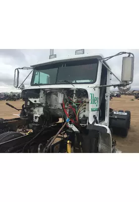 FREIGHTLINER FLD120 Cab Clip