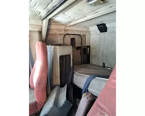 FREIGHTLINER FLD120 Cab Mount
