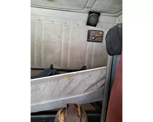 FREIGHTLINER FLD120 Cab Mount