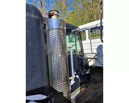 FREIGHTLINER FLD120 Cab Mount