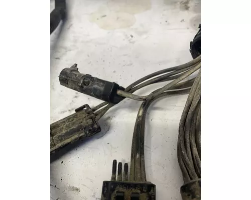 FREIGHTLINER FLD120 Chassis Wiring Harness