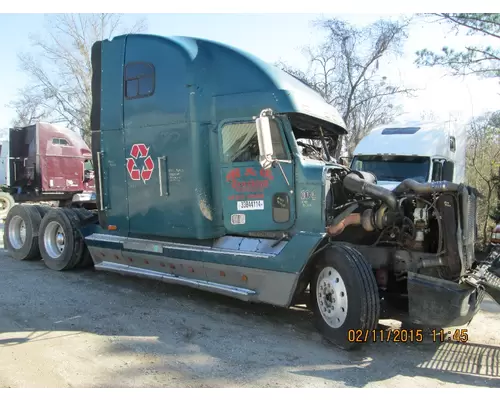 FREIGHTLINER FLD120 Complete Vehicle