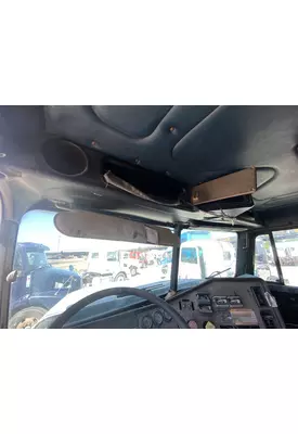 FREIGHTLINER FLD120 Console