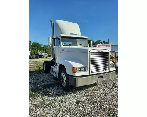 FREIGHTLINER FLD120 DISMANTLED TRUCK