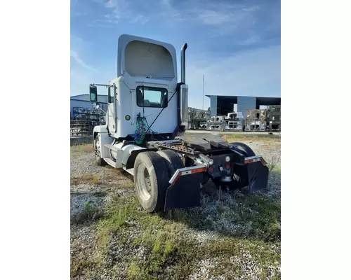 FREIGHTLINER FLD120 DISMANTLED TRUCK